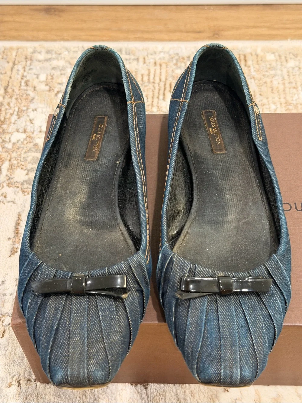 Pre-owned Louis Vuitton Denim Bow Accents Flats EU Size 39.5